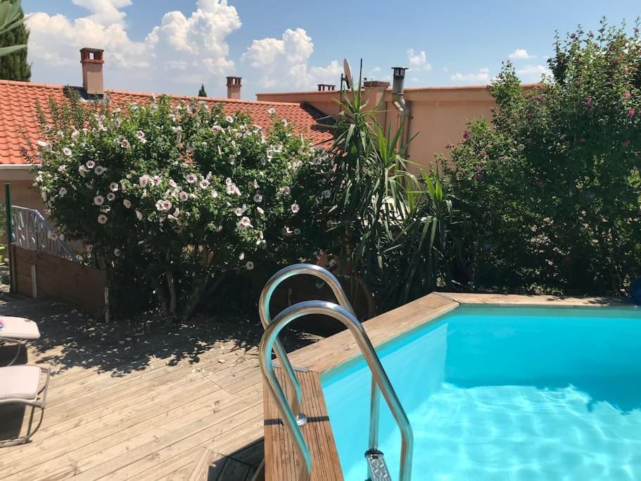 Appartement Sur La Colline Avec Acces Piscine Volx Exterior photo