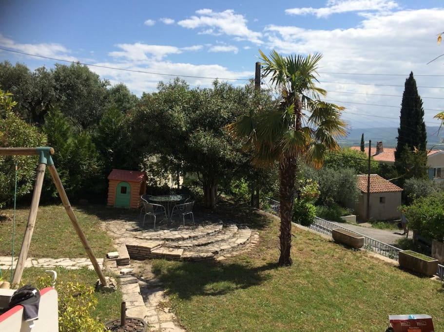 Appartement Sur La Colline Avec Acces Piscine Volx Exterior photo