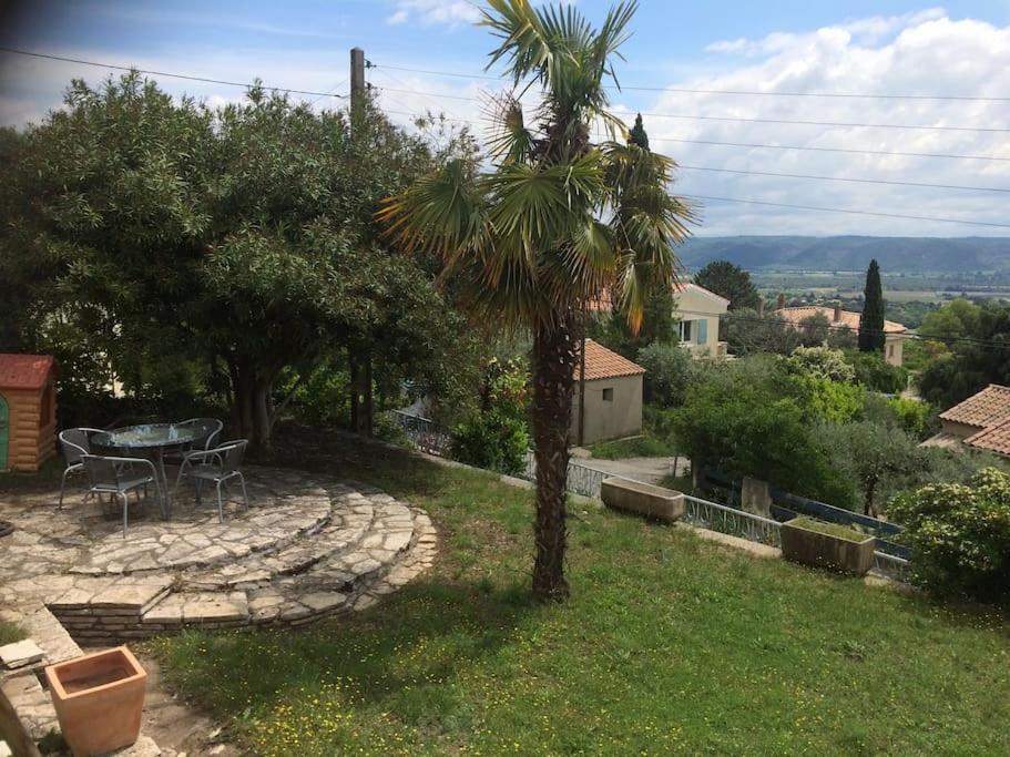 Appartement Sur La Colline Avec Acces Piscine Volx Exterior photo
